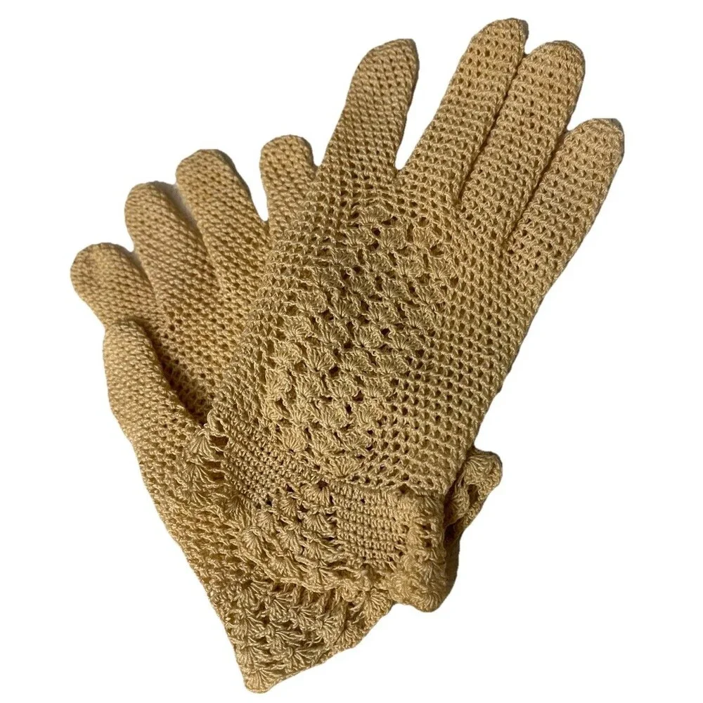 Vintage Ivory Crochet Lace Gloves Floral Victorian Style Cottagecore Cream Small